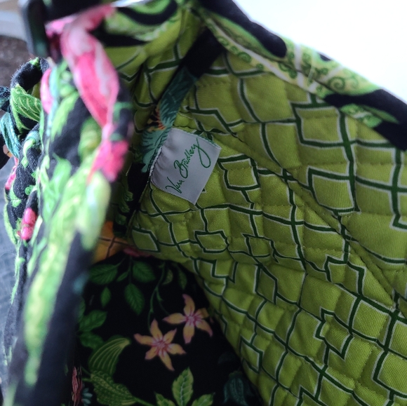 Vera Bradley Gorgeous Floral Quilted Shoulder Crossbody Bag - Picture 8 of 8